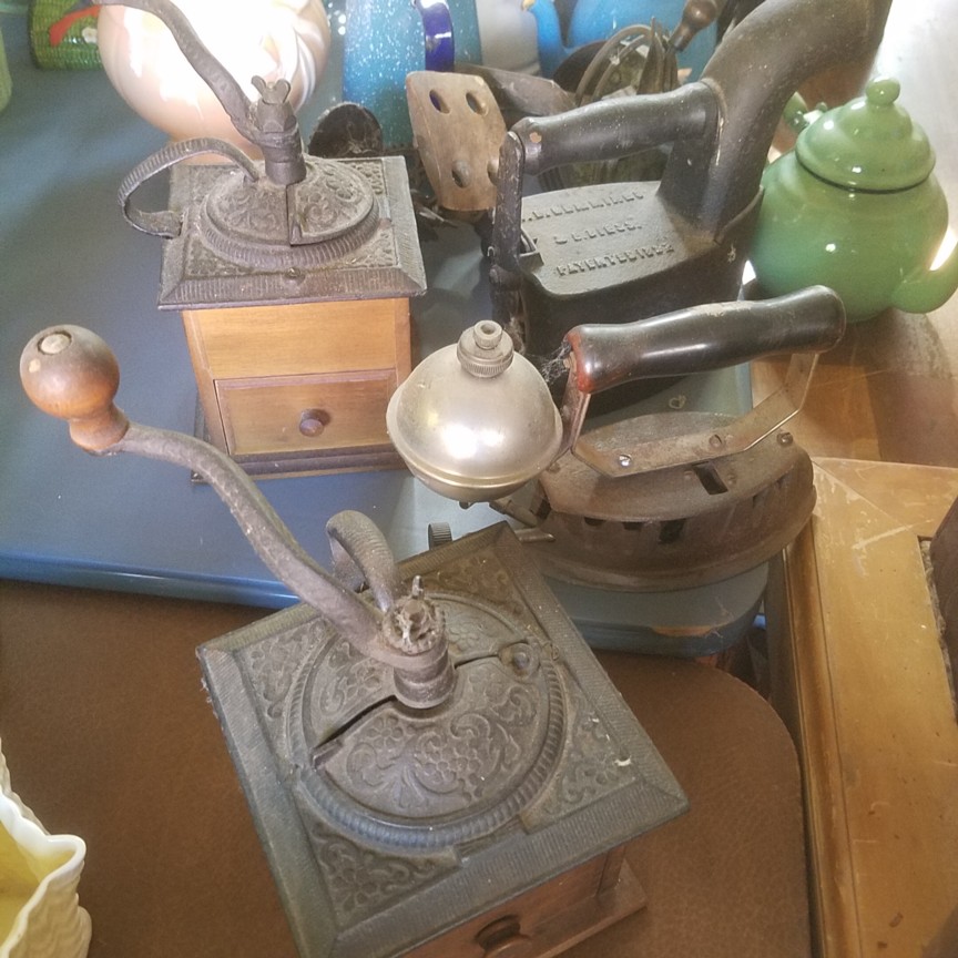 Auction Photo