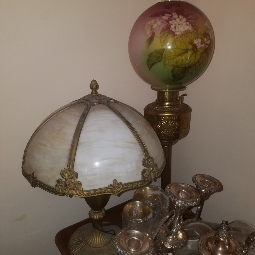 Auction Photo