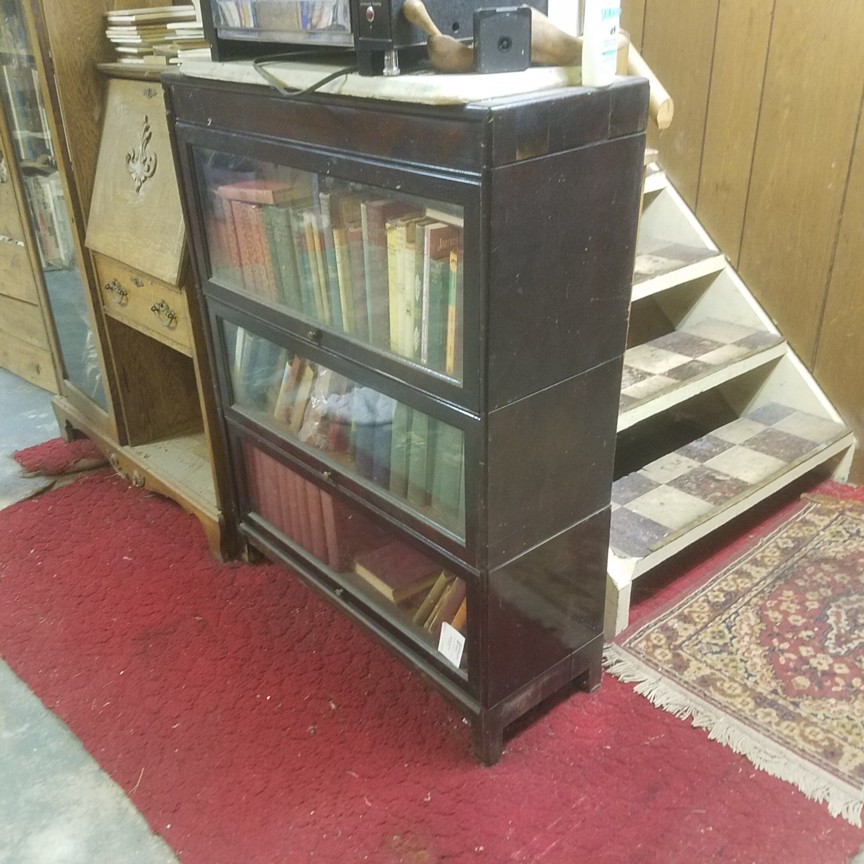 Auction Photo