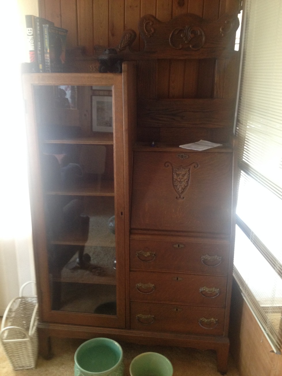 Auction Photo