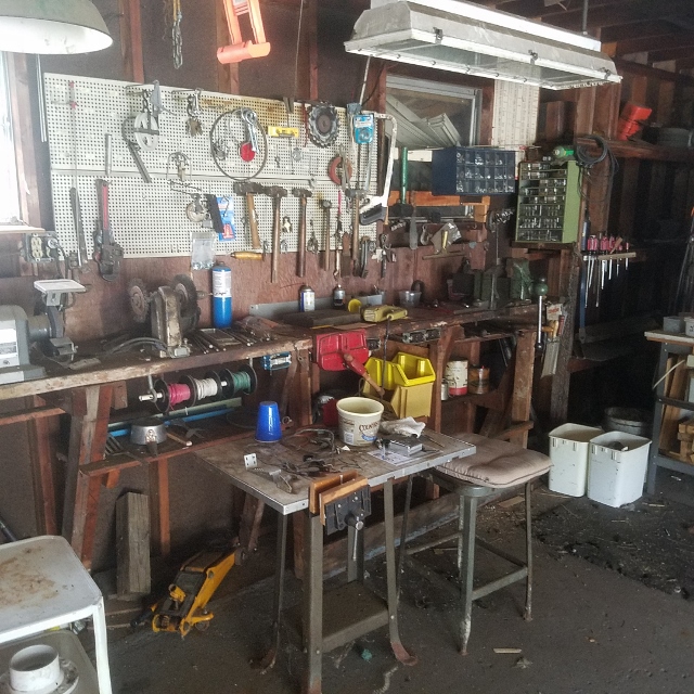 Auction Photo