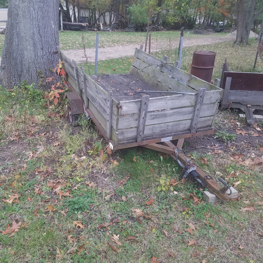 Auction Photo
