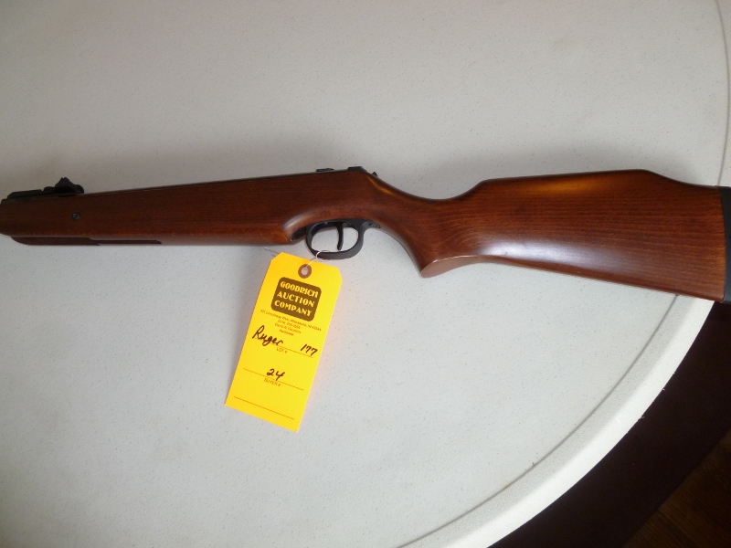 Auction Photo