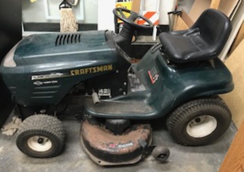 Auction Photo