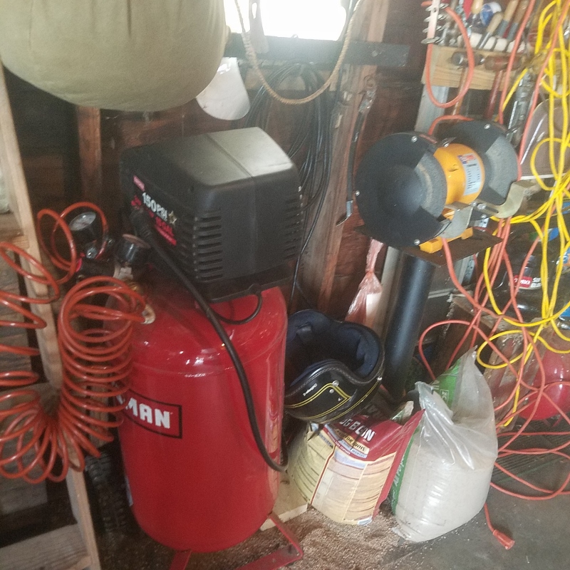 Auction Photo