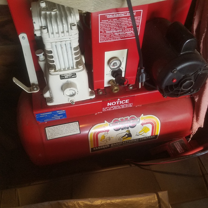 Auction Photo