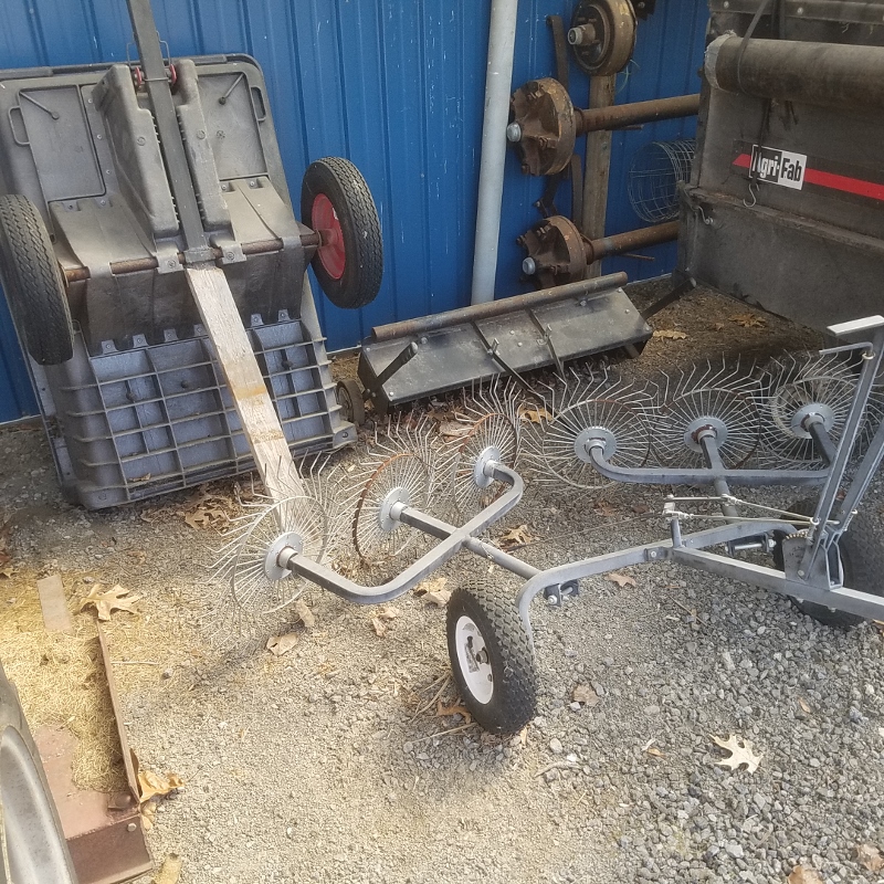 Auction Photo