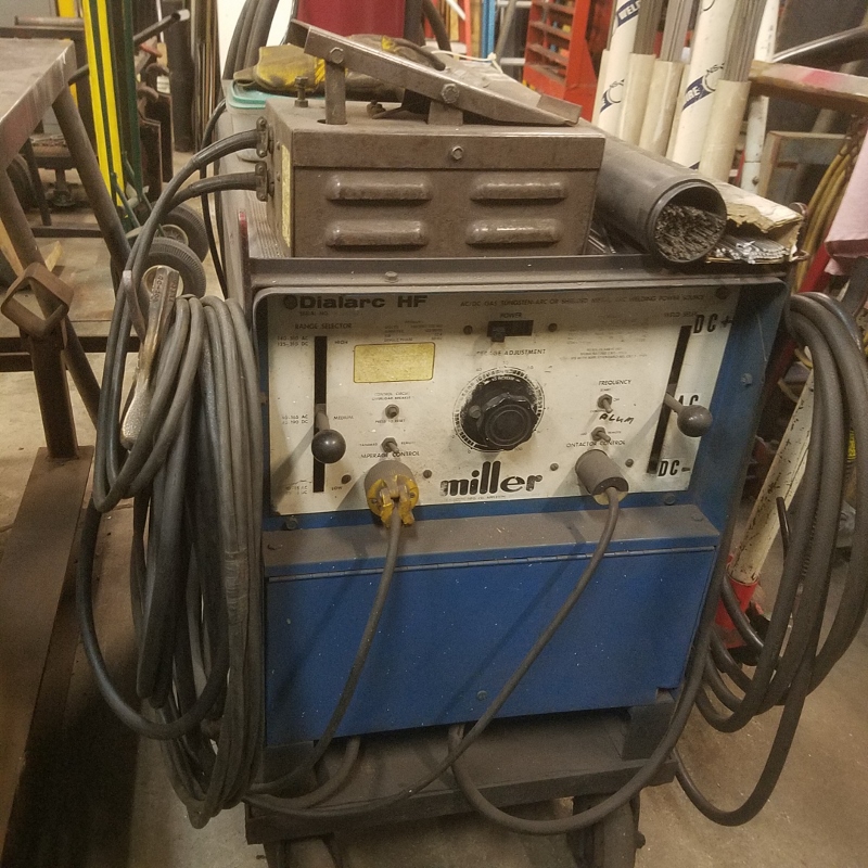 Auction Photo