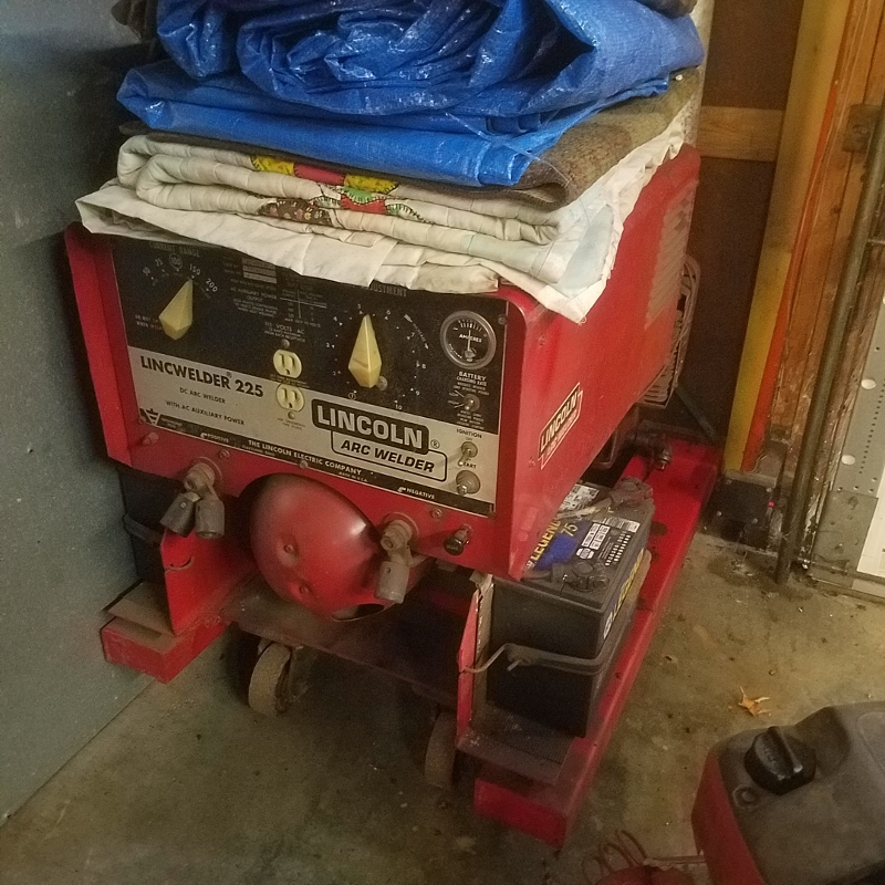 Auction Photo