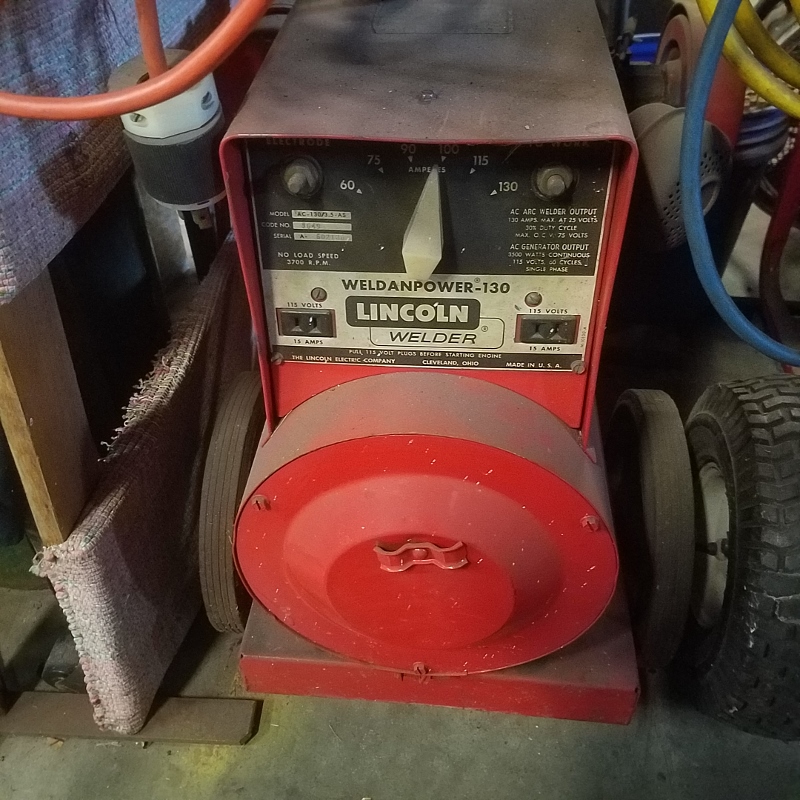 Auction Photo