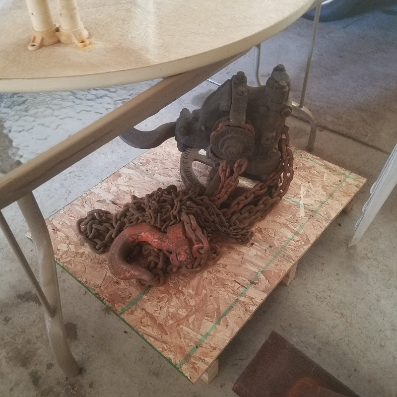 Auction Photo