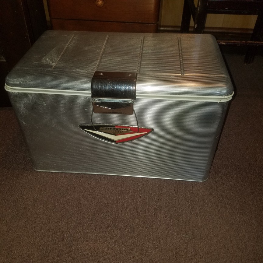 Auction Photo