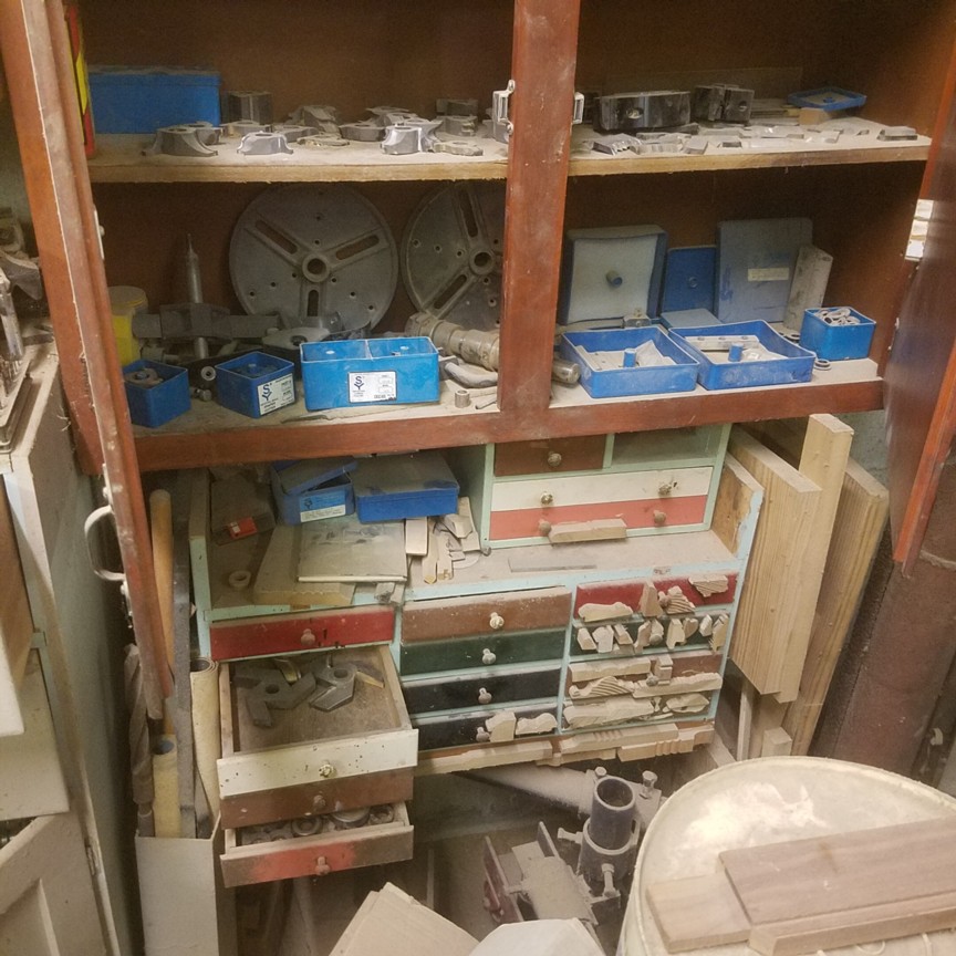 Auction Photo
