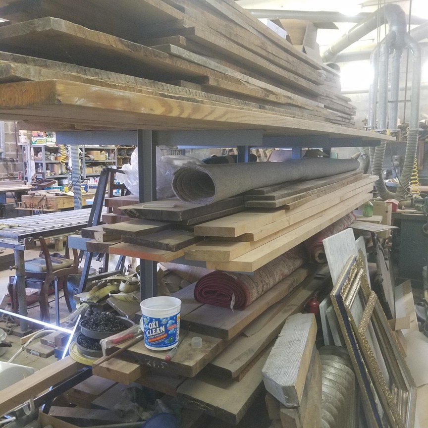 Auction Photo