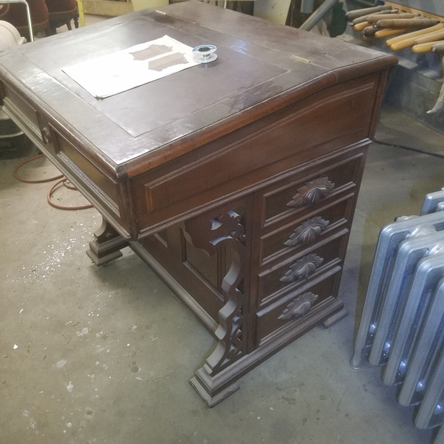 Auction Photo
