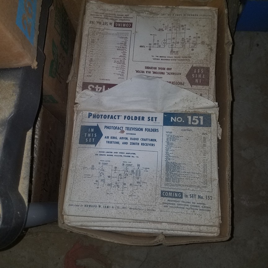 Auction Photo