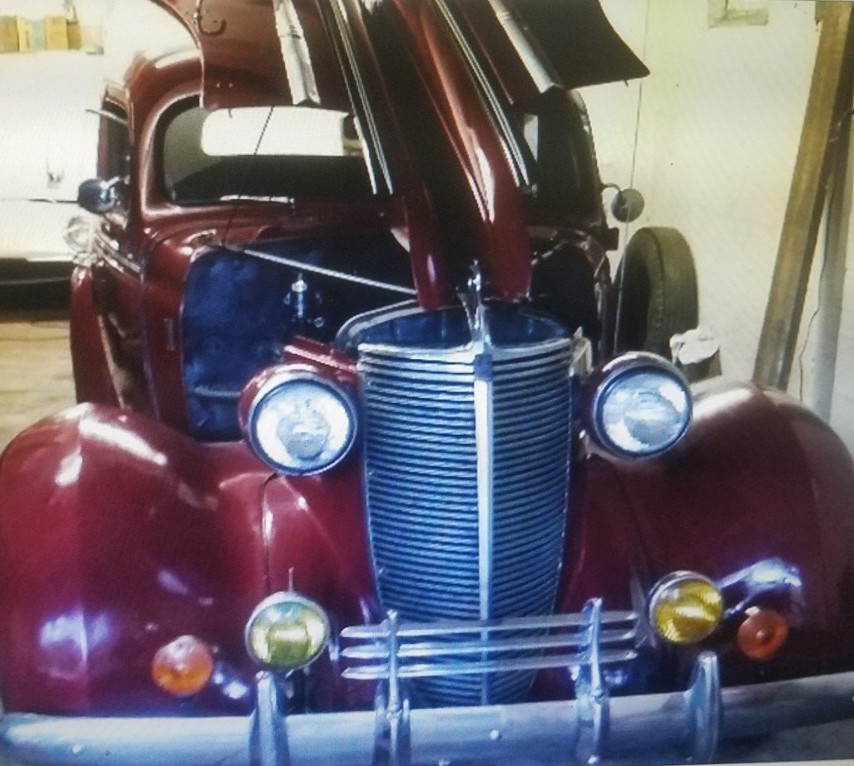 Auction Photo