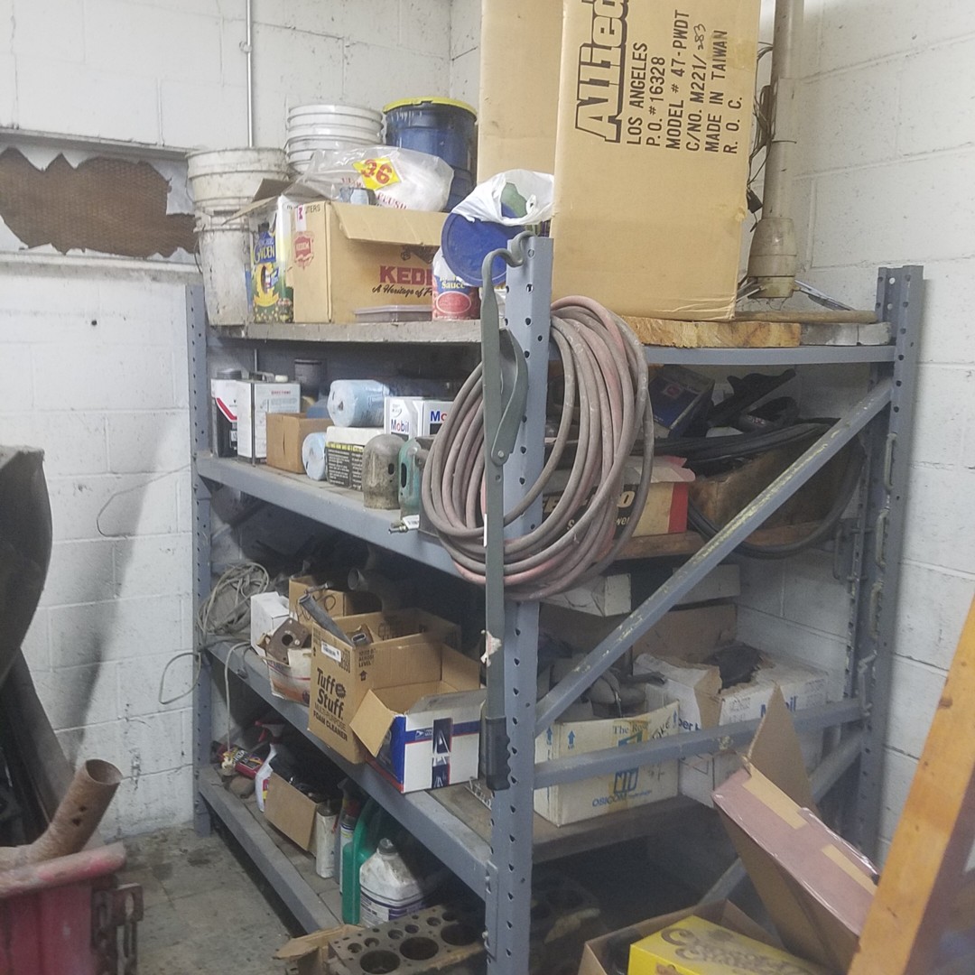 Auction Photo