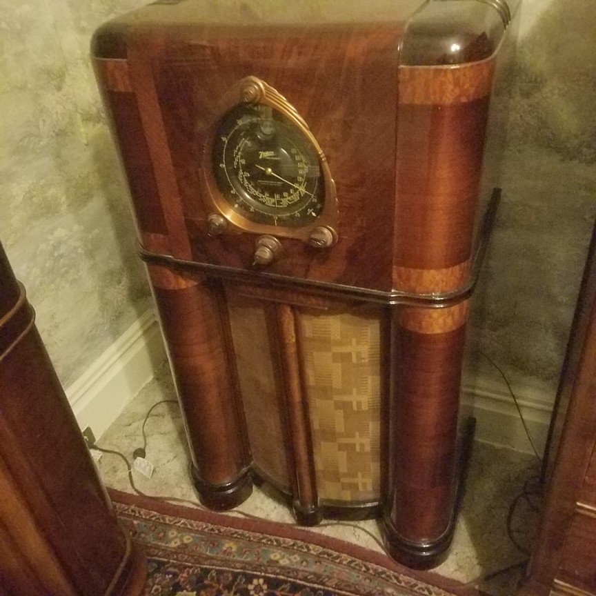 Auction Photo