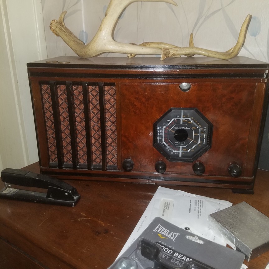 Auction Photo