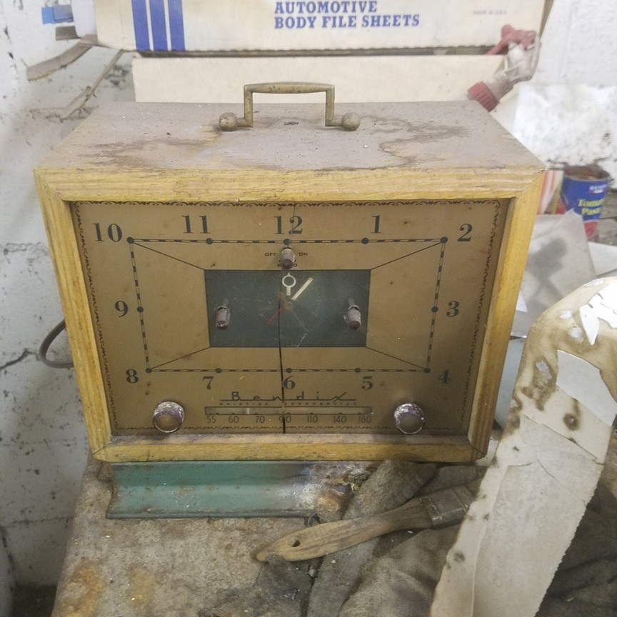 Auction Photo