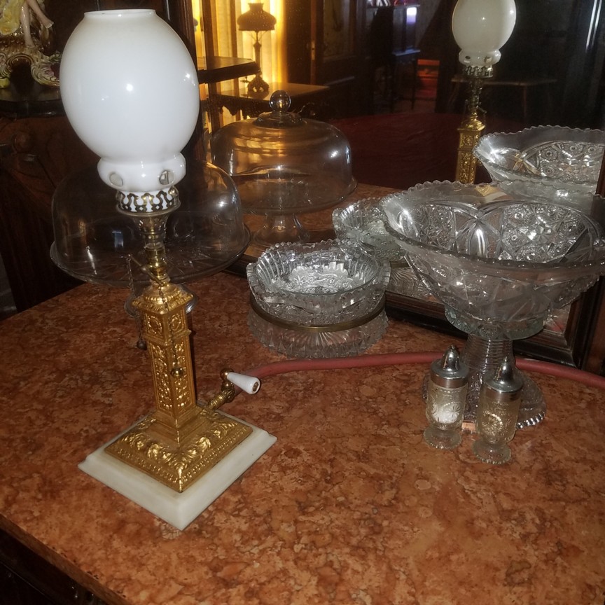 Auction Photo