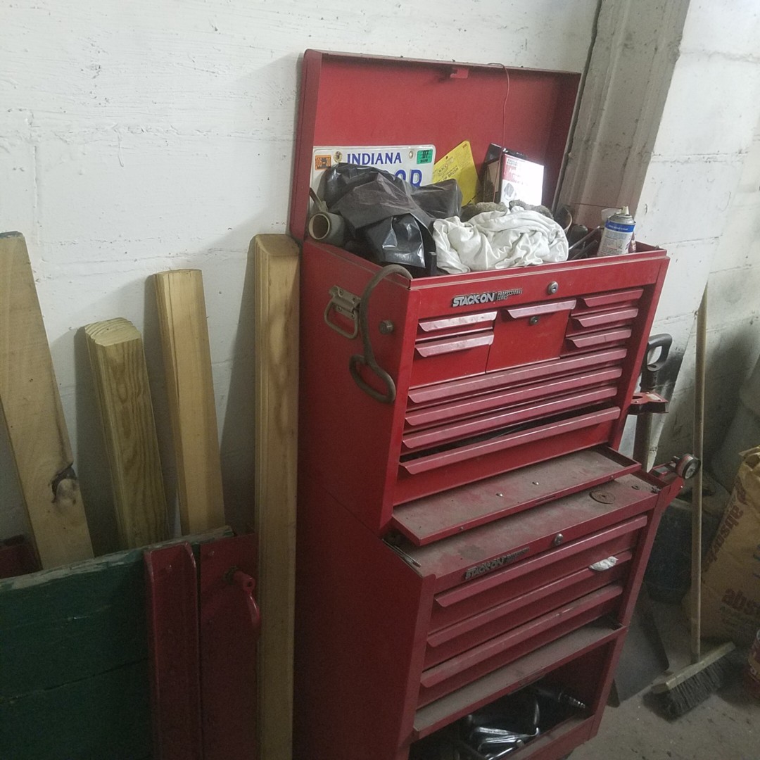 Auction Photo