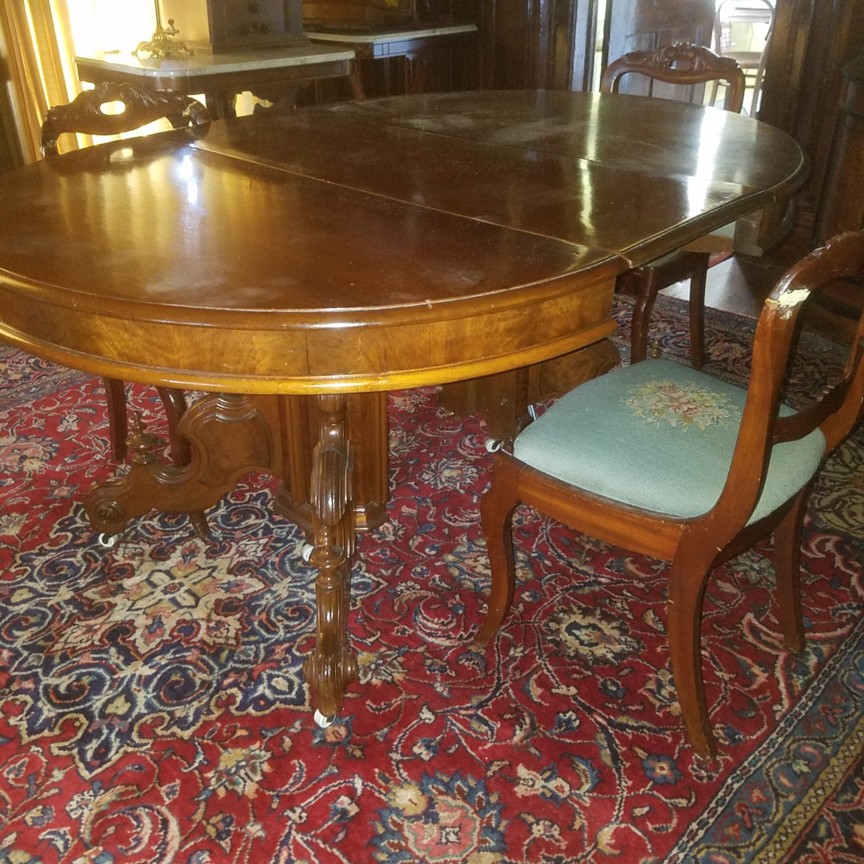 Auction Photo