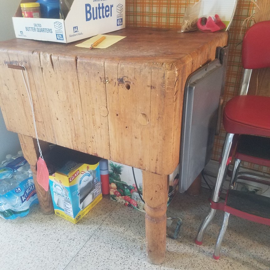 Auction Photo