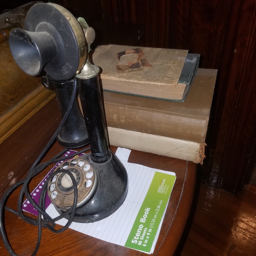 Auction Photo