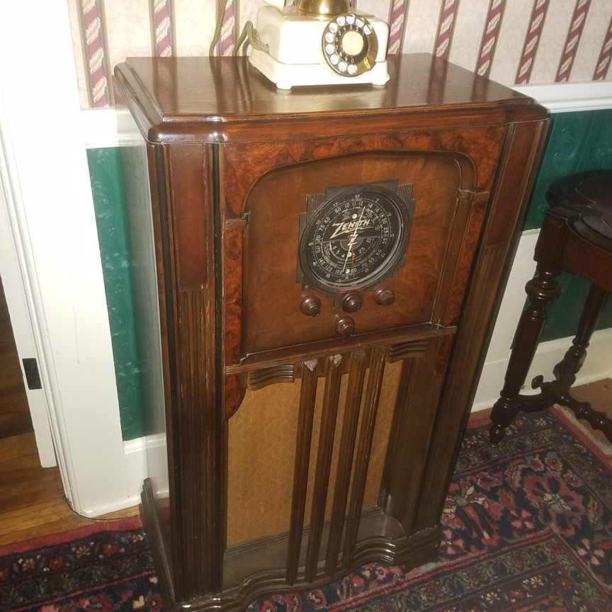 Auction Photo