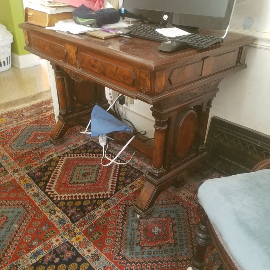 Auction Photo