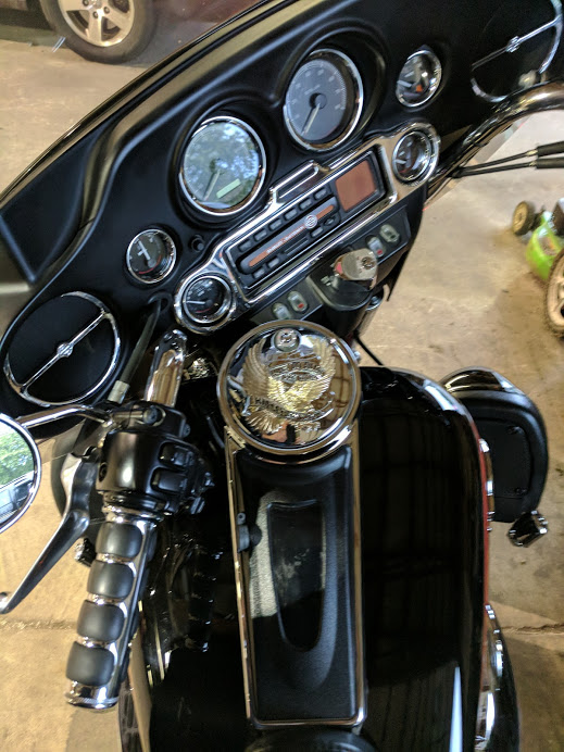 Auction Photo