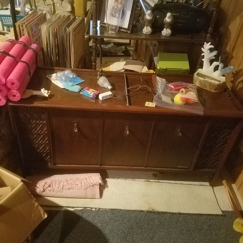 Auction Photo