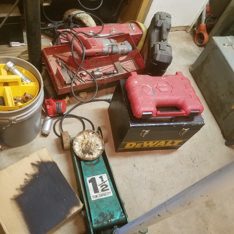 Auction Photo