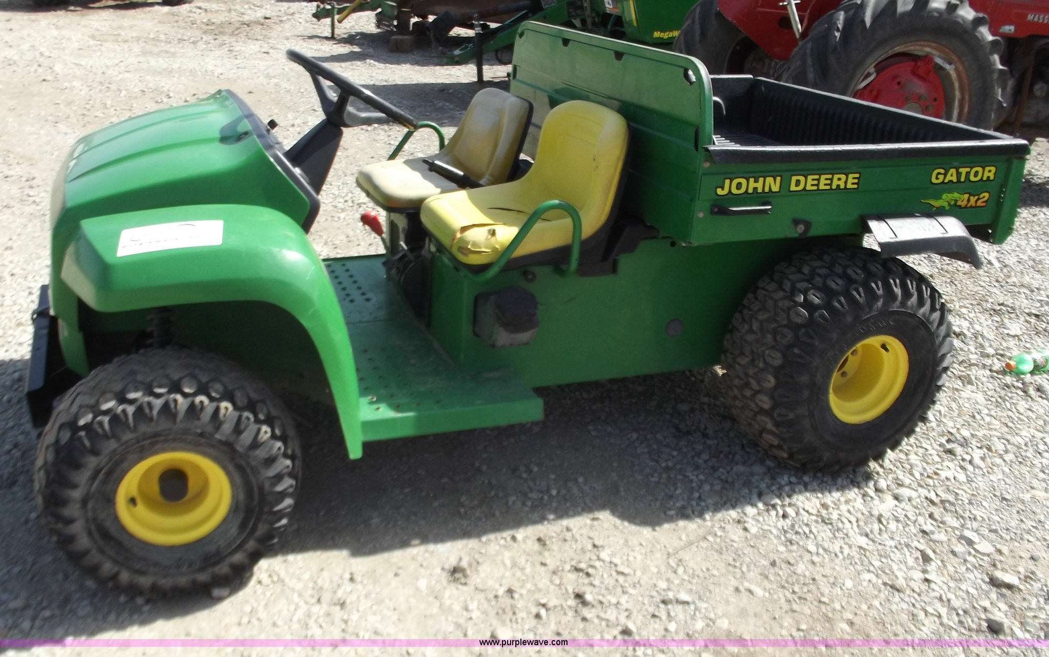 Auction Photo