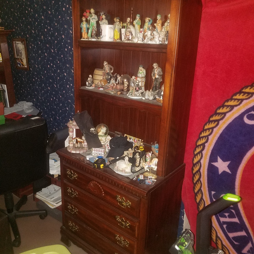 Auction Photo