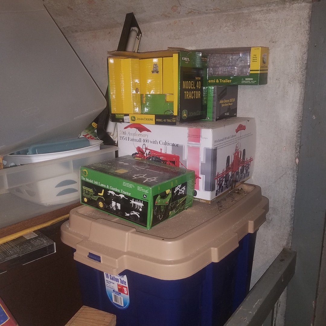 Auction Photo