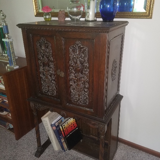 Auction Photo