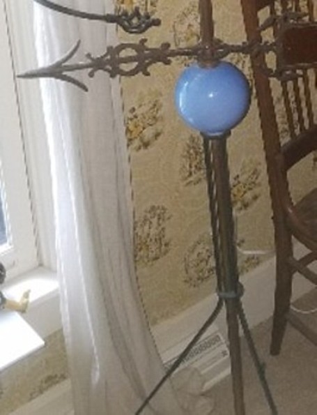 Auction Photo