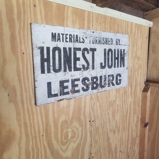 Auction Photo