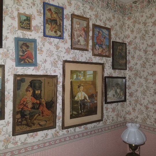 Auction Photo