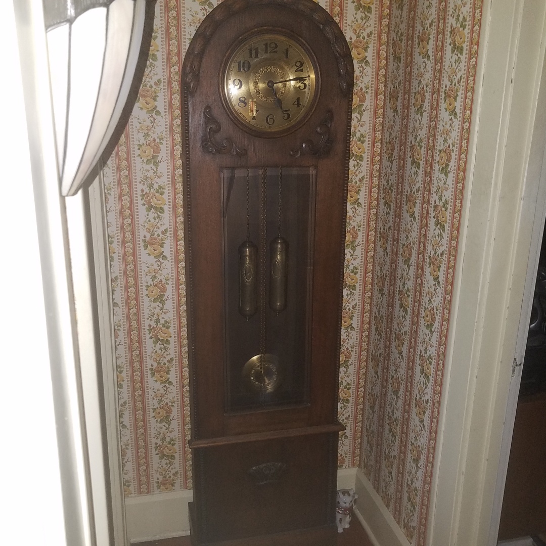 Auction Photo