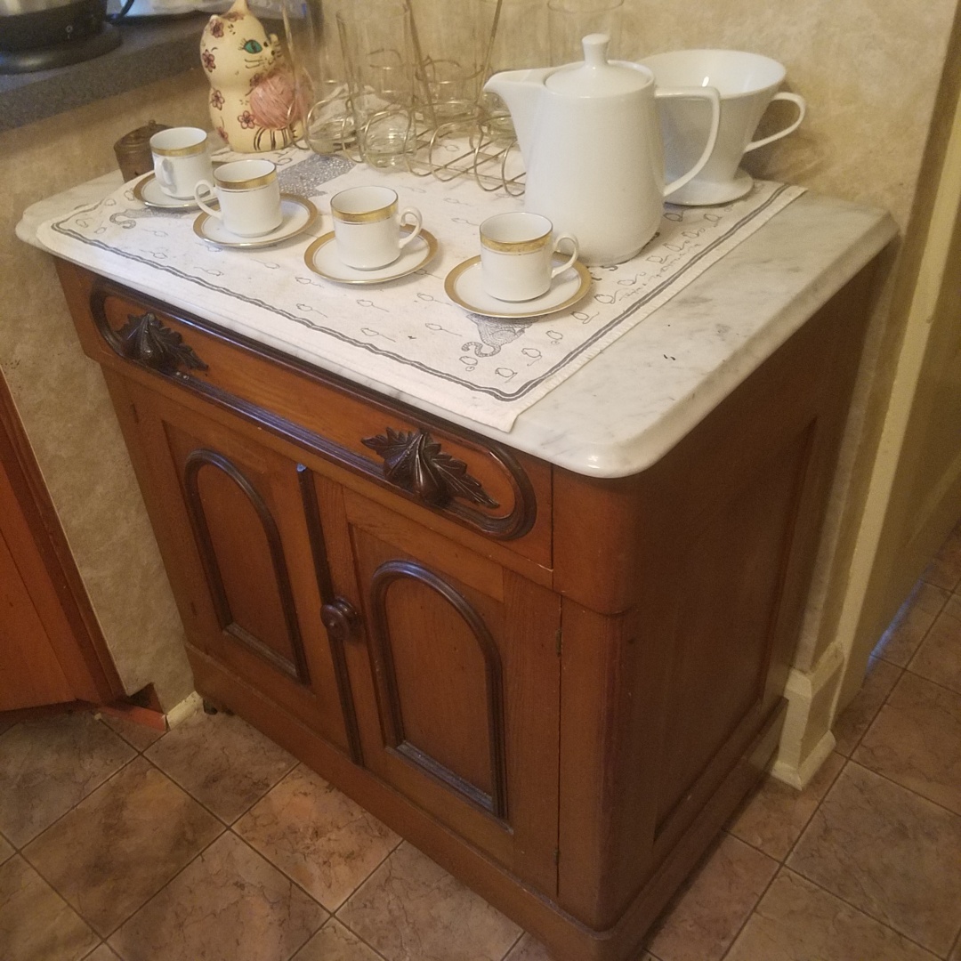 Auction Photo