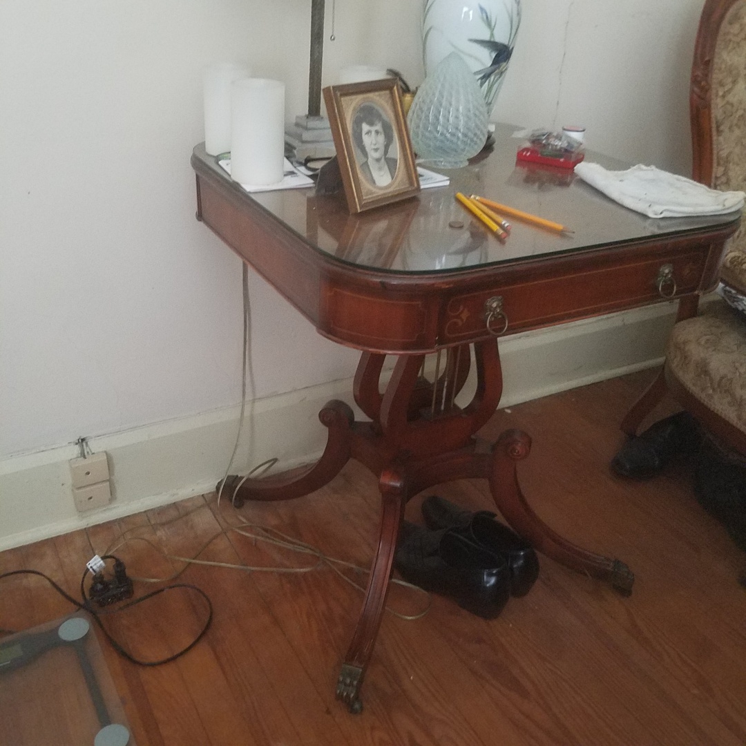 Auction Photo
