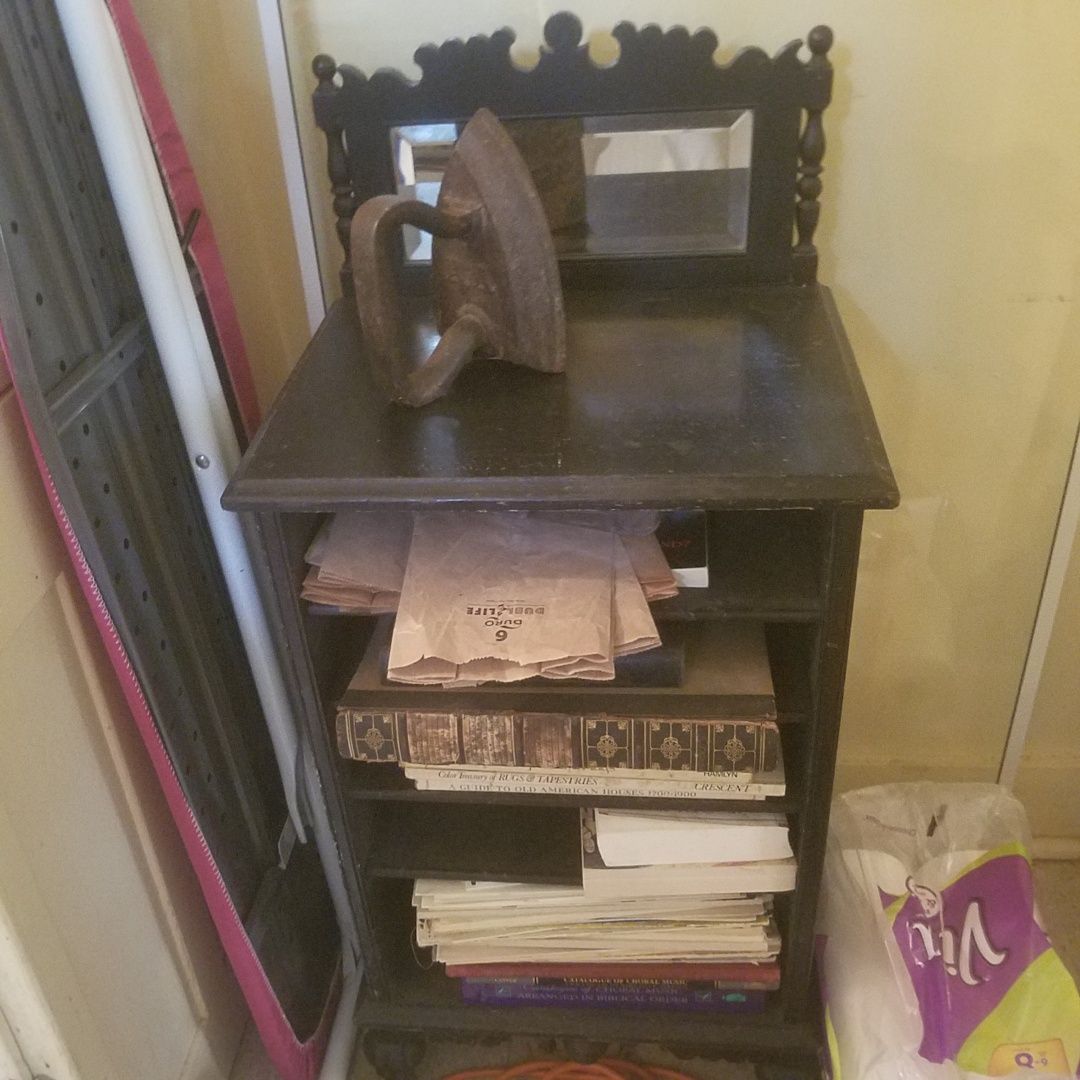 Auction Photo