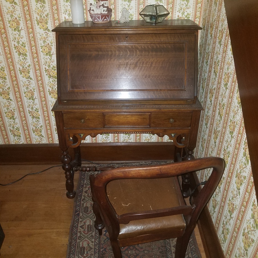 Auction Photo