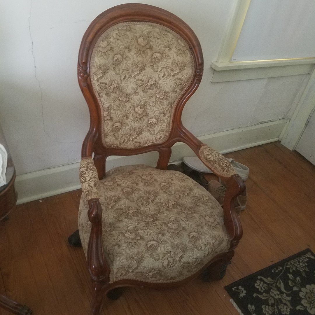 Auction Photo