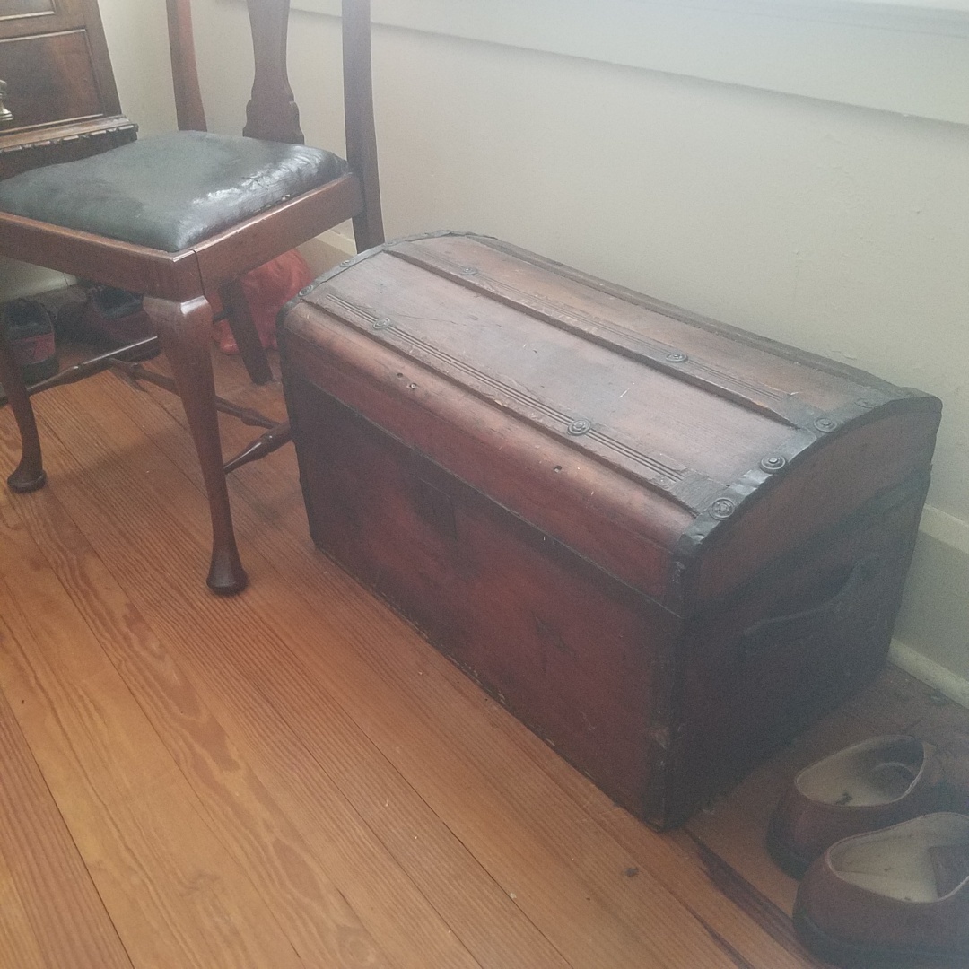 Auction Photo