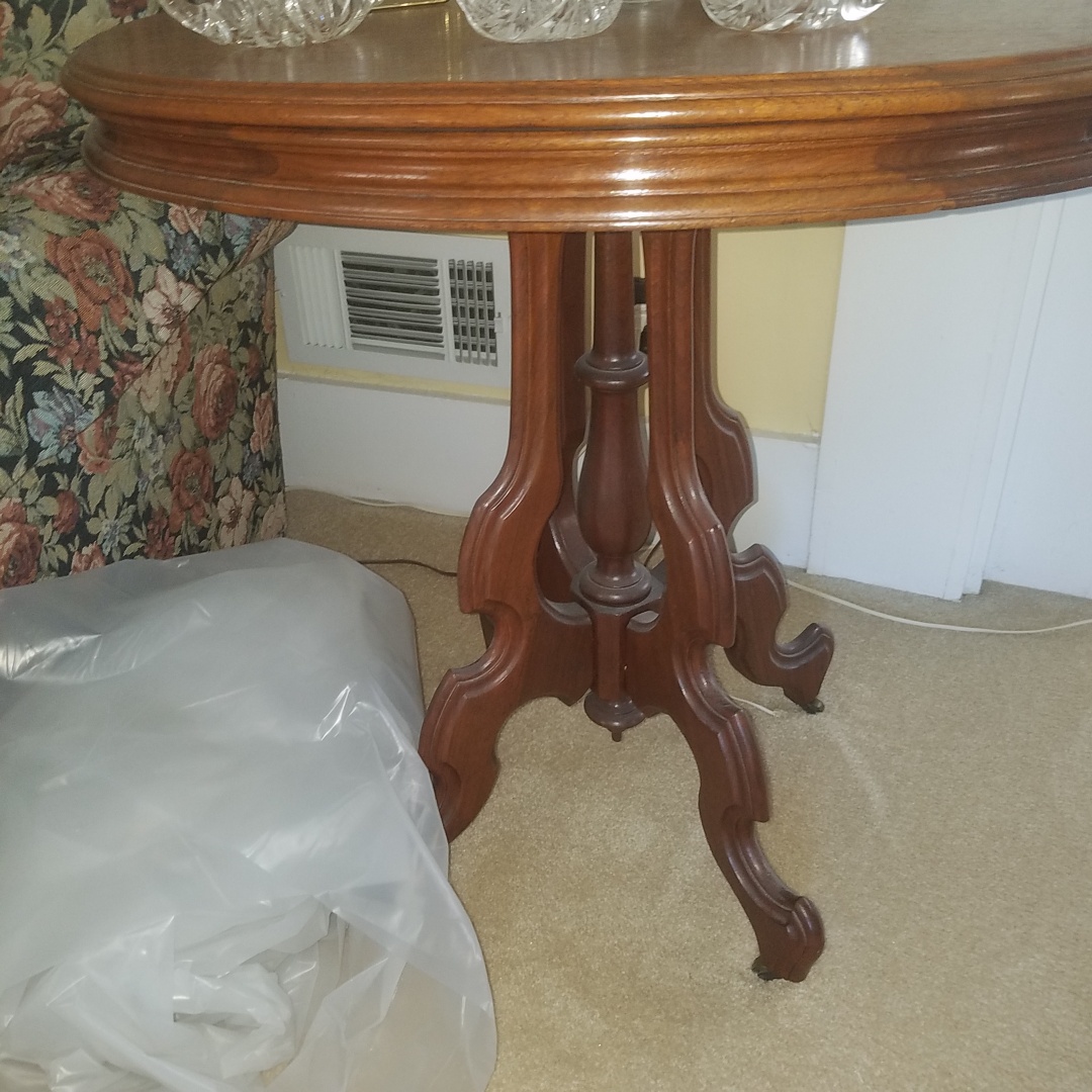 Auction Photo